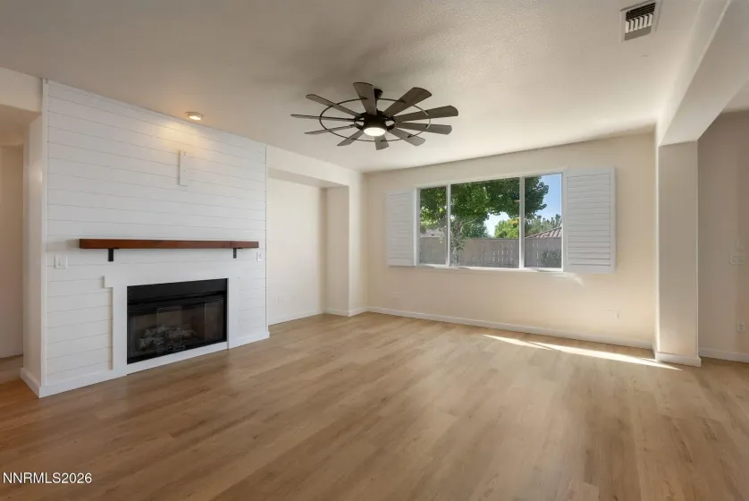 2439 Spring Flower, Reno, Nevada 89521, 4 Bedrooms Bedrooms, ,2 BathroomsBathrooms,Residential,Residential,Spring Flower,0,260007581