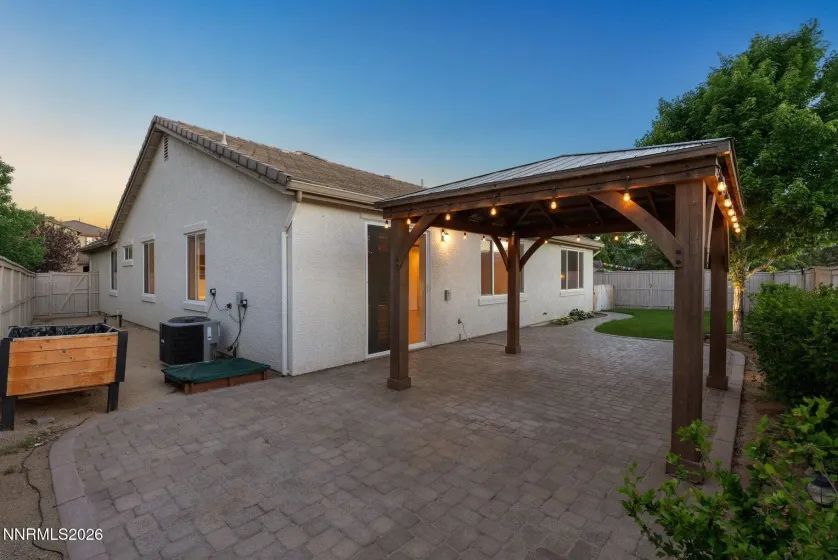 2439 Spring Flower, Reno, Nevada 89521, 4 Bedrooms Bedrooms, ,2 BathroomsBathrooms,Residential,Residential,Spring Flower,0,260007581