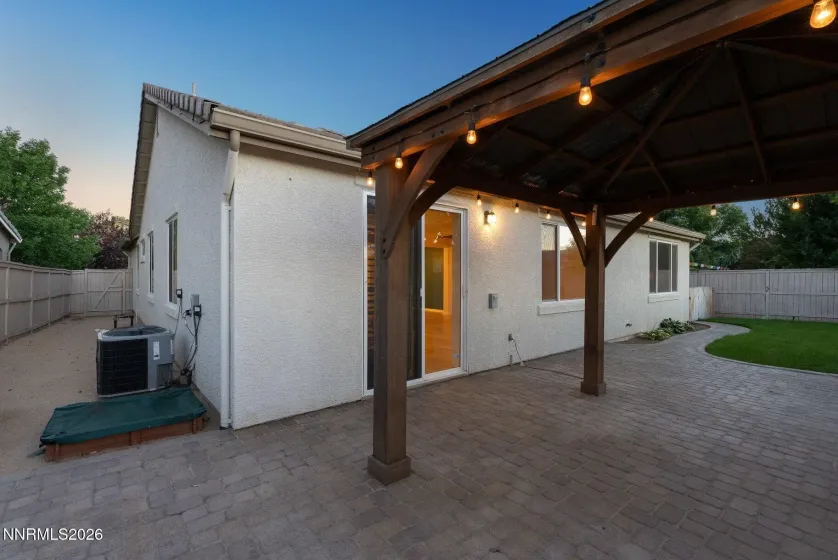 2439 Spring Flower, Reno, Nevada 89521, 4 Bedrooms Bedrooms, ,2 BathroomsBathrooms,Residential,Residential,Spring Flower,0,260007581