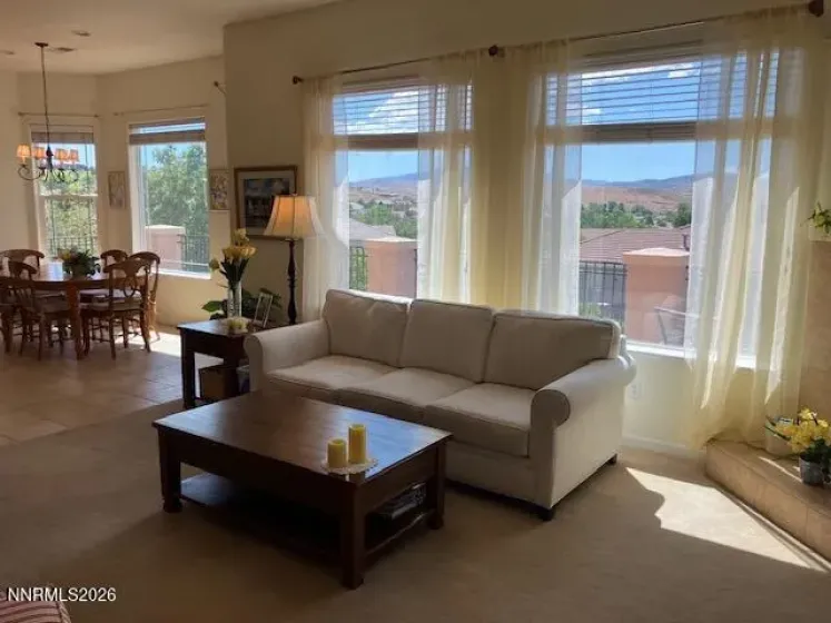 2870 Halo, Sparks, Nevada 89436, 4 Bedrooms Bedrooms, ,3 BathroomsBathrooms,Residential,Residential,Halo,0,260007605