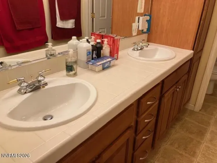 2870 Halo, Sparks, Nevada 89436, 4 Bedrooms Bedrooms, ,3 BathroomsBathrooms,Residential,Residential,Halo,0,260007605