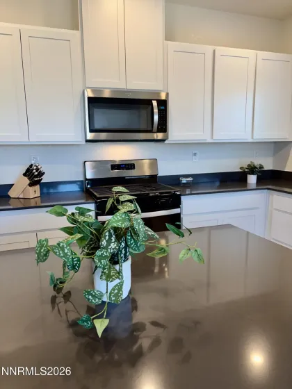 7485 Capstone, Reno, Nevada 89506, 4 Bedrooms Bedrooms, ,3 BathroomsBathrooms,Residential,Residential,Capstone,0,260007637