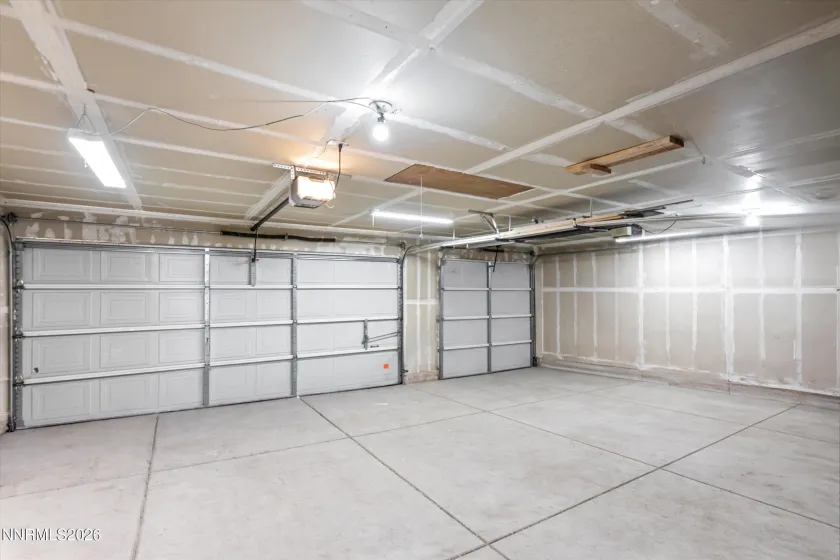 7815 Almeria, Sparks, Nevada 89436, 4 Bedrooms Bedrooms, ,2 BathroomsBathrooms,Residential,Residential,Almeria,0,260003505
