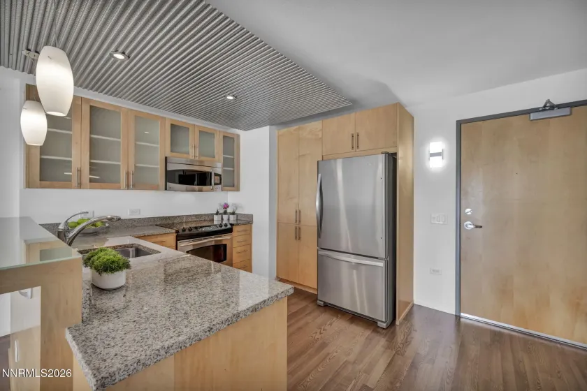 255 Sierra, Reno, Nevada 89501, 1 Bedroom Bedrooms, ,1 BathroomBathrooms,Residential,Residential,Sierra,0,260006056