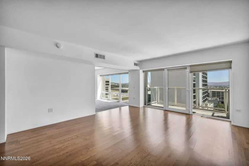 255 Sierra, Reno, Nevada 89501, 1 Bedroom Bedrooms, ,1 BathroomBathrooms,Residential,Residential,Sierra,0,260006056