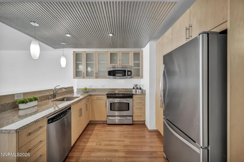 255 Sierra, Reno, Nevada 89501, 1 Bedroom Bedrooms, ,1 BathroomBathrooms,Residential,Residential,Sierra,0,260006056