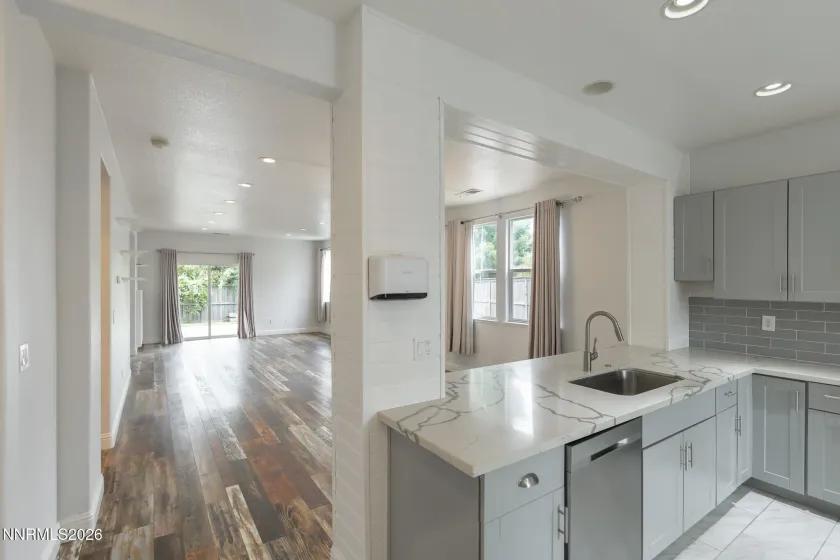 420 Ruffian, Reno, Nevada 89521, 3 Bedrooms Bedrooms, ,2 BathroomsBathrooms,Residential,Residential,Ruffian,0,260007649