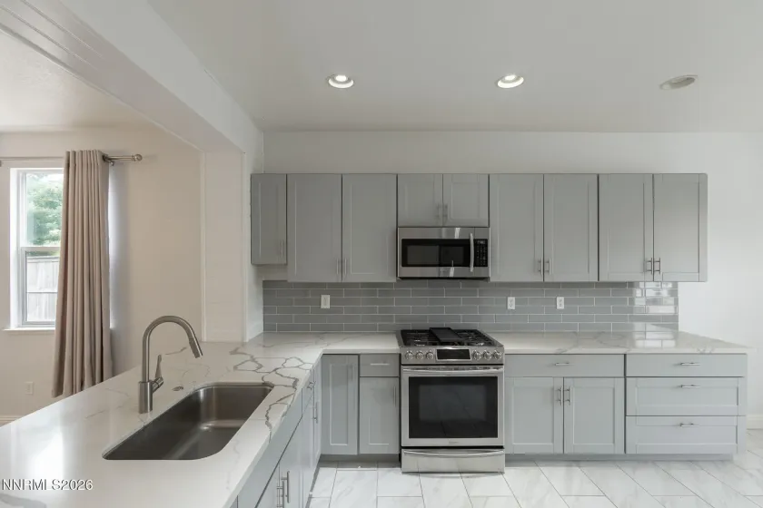 420 Ruffian, Reno, Nevada 89521, 3 Bedrooms Bedrooms, ,2 BathroomsBathrooms,Residential,Residential,Ruffian,0,260007649