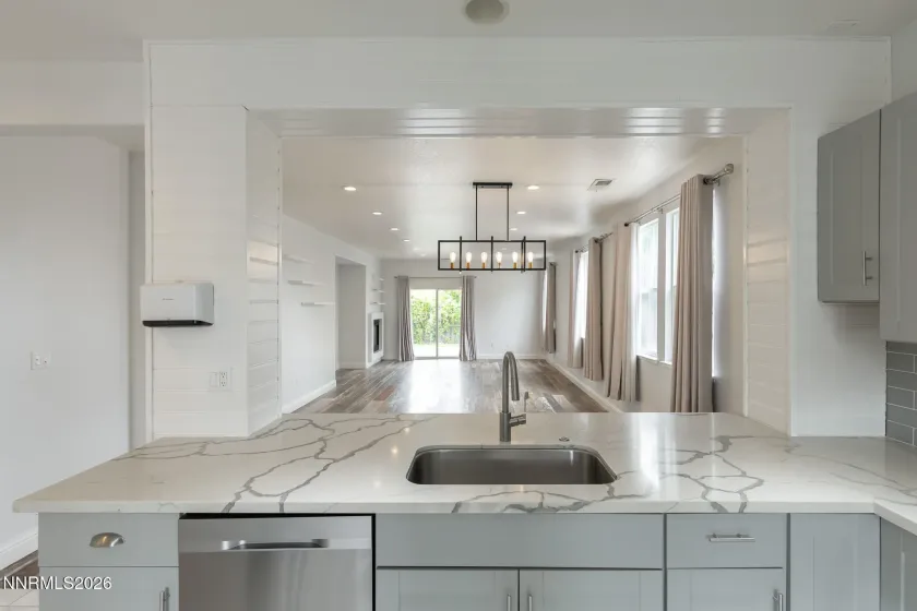 420 Ruffian, Reno, Nevada 89521, 3 Bedrooms Bedrooms, ,2 BathroomsBathrooms,Residential,Residential,Ruffian,0,260007649