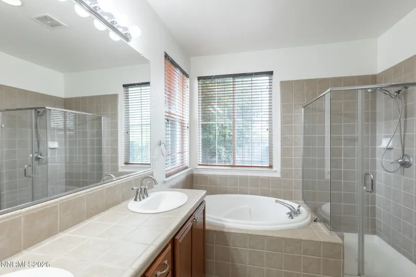 420 Ruffian, Reno, Nevada 89521, 3 Bedrooms Bedrooms, ,2 BathroomsBathrooms,Residential,Residential,Ruffian,0,260007649