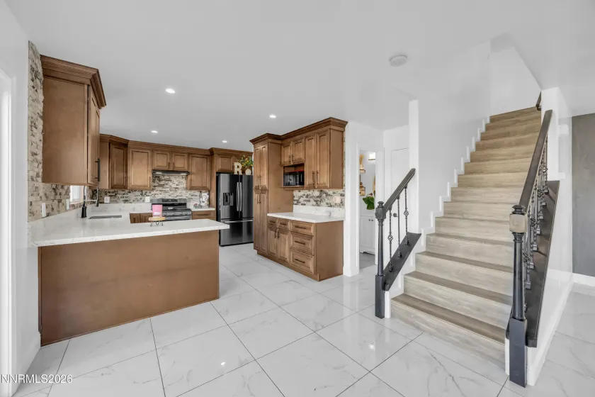 9574 Canyon Meadows, Reno, Nevada 89506, 4 Bedrooms Bedrooms, ,3 BathroomsBathrooms,Residential,Residential,Canyon Meadows,0,260007653