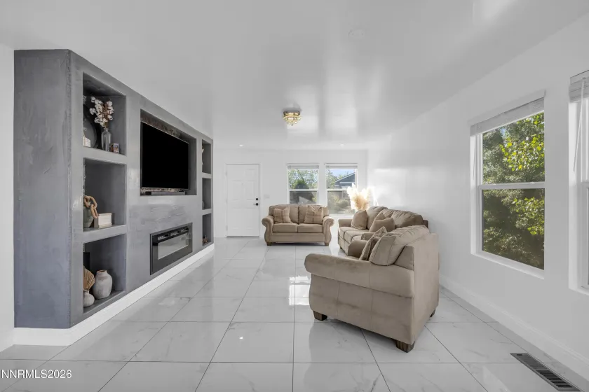 9574 Canyon Meadows, Reno, Nevada 89506, 4 Bedrooms Bedrooms, ,3 BathroomsBathrooms,Residential,Residential,Canyon Meadows,0,260007653