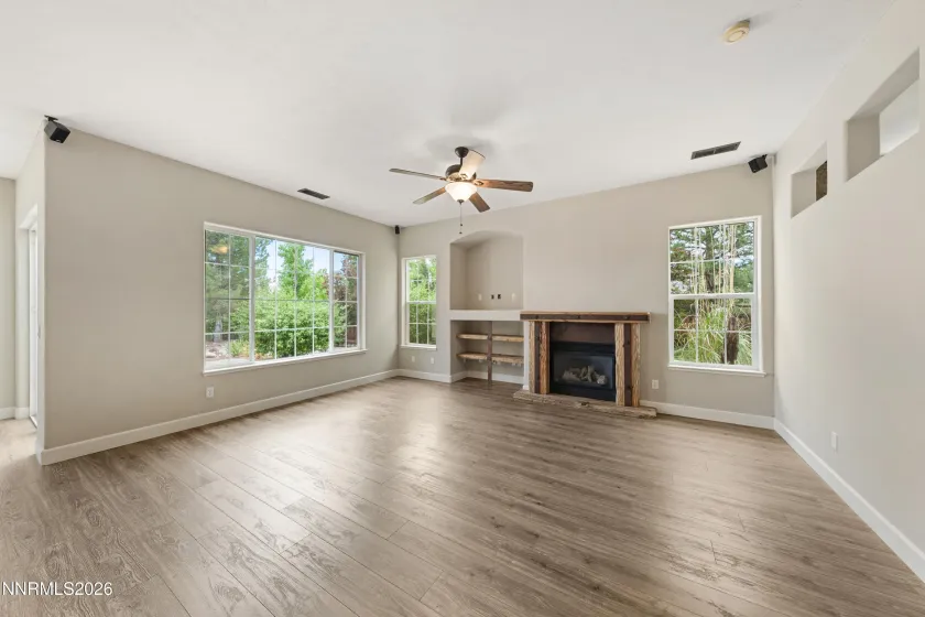 7483 Europa, Sparks, Nevada 89436, 4 Bedrooms Bedrooms, ,2 BathroomsBathrooms,Residential,Residential,Europa,0,260000621