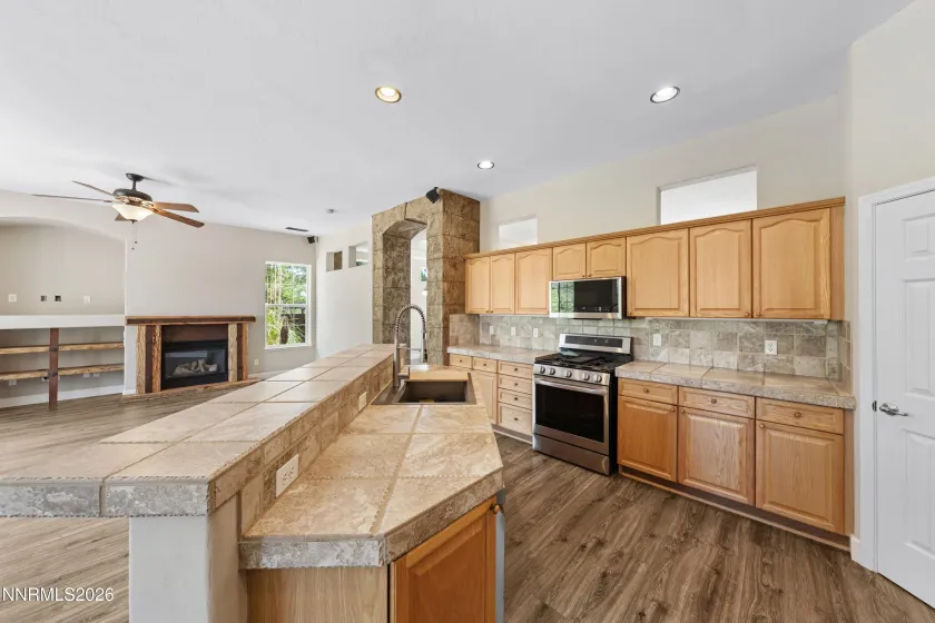 7483 Europa, Sparks, Nevada 89436, 4 Bedrooms Bedrooms, ,2 BathroomsBathrooms,Residential,Residential,Europa,0,260000621
