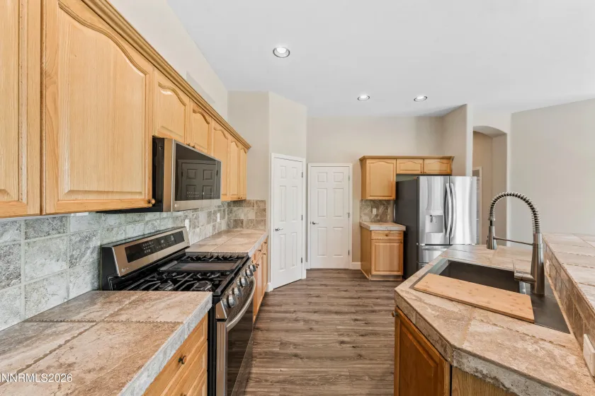 7483 Europa, Sparks, Nevada 89436, 4 Bedrooms Bedrooms, ,2 BathroomsBathrooms,Residential,Residential,Europa,0,260000621
