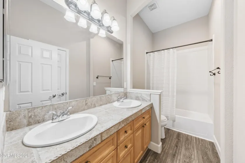 7483 Europa, Sparks, Nevada 89436, 4 Bedrooms Bedrooms, ,2 BathroomsBathrooms,Residential,Residential,Europa,0,260000621