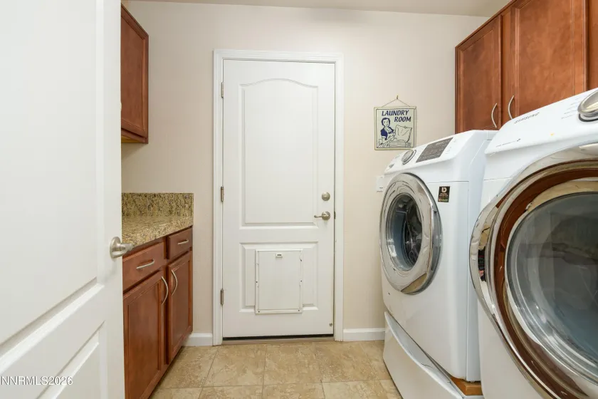 832 Laca, Dayton, Nevada 89403, 4 Bedrooms Bedrooms, ,3 BathroomsBathrooms,Residential,Residential,Laca,0,260007666