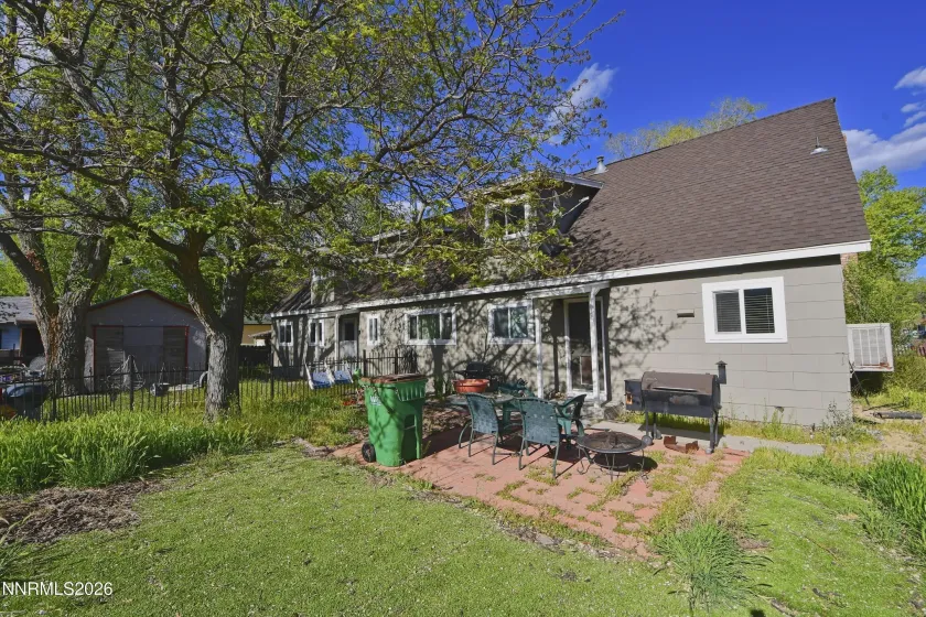 212 Long, Carson City, Nevada 89706, 6 Bedrooms Bedrooms, ,3 BathroomsBathrooms,Residential Income,Residential,Long,0,260007682