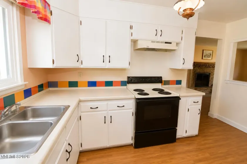 212 Long, Carson City, Nevada 89706, 6 Bedrooms Bedrooms, ,3 BathroomsBathrooms,Residential Income,Residential,Long,0,260007682
