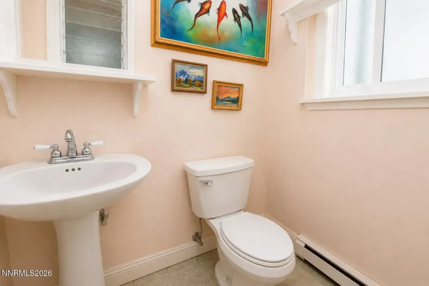 212 Long, Carson City, Nevada 89706, 6 Bedrooms Bedrooms, ,3 BathroomsBathrooms,Residential Income,Residential,Long,0,260007682