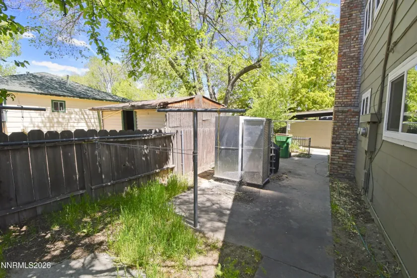 212 Long, Carson City, Nevada 89706, 6 Bedrooms Bedrooms, ,3 BathroomsBathrooms,Residential Income,Residential,Long,0,260007682