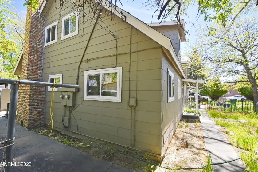 212 Long, Carson City, Nevada 89706, 6 Bedrooms Bedrooms, ,3 BathroomsBathrooms,Residential Income,Residential,Long,0,260007682