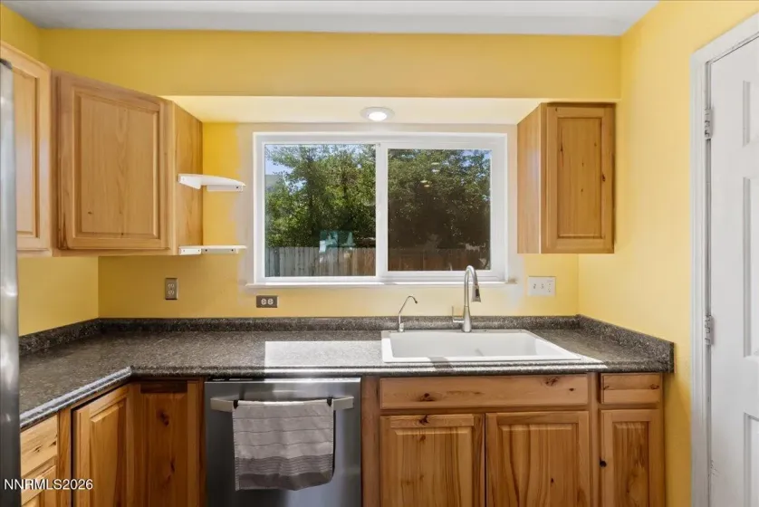 3164 Danville, Sparks, Nevada 89434, 3 Bedrooms Bedrooms, ,2 BathroomsBathrooms,Residential,Residential,Danville,0,260007698