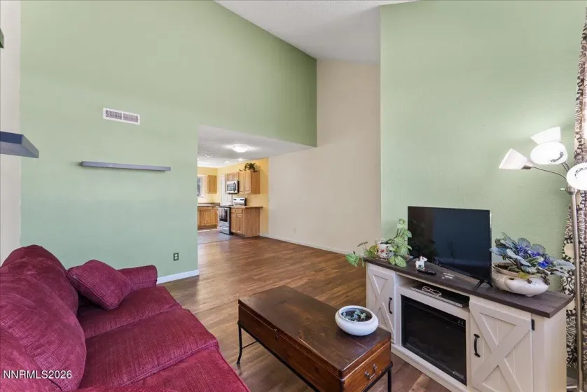 3164 Danville, Sparks, Nevada 89434, 3 Bedrooms Bedrooms, ,2 BathroomsBathrooms,Residential,Residential,Danville,0,260007698