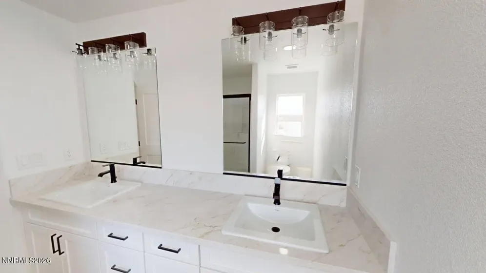 435 Emerald, Battle Mountain, Nevada 89820, 3 Bedrooms Bedrooms, ,2 BathroomsBathrooms,Residential,Residential,Emerald,0,260007740