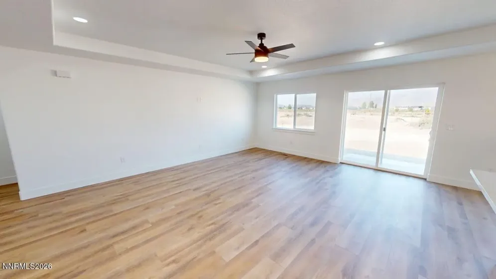435 Emerald, Battle Mountain, Nevada 89820, 3 Bedrooms Bedrooms, ,2 BathroomsBathrooms,Residential,Residential,Emerald,0,260007740