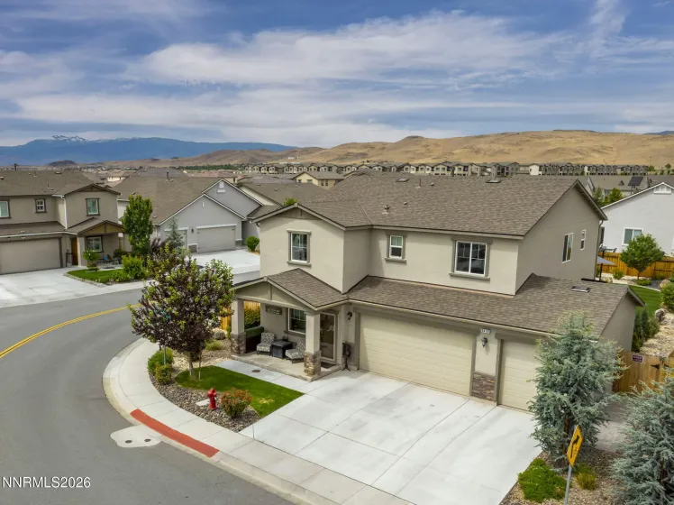 6419 Field Eagle, Sparks, Nevada 89436, 5 Bedrooms Bedrooms, ,3 BathroomsBathrooms,Residential,Residential,Field Eagle,0,260007745