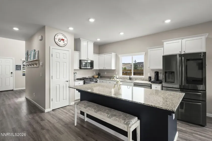 6419 Field Eagle, Sparks, Nevada 89436, 5 Bedrooms Bedrooms, ,3 BathroomsBathrooms,Residential,Residential,Field Eagle,0,260007745