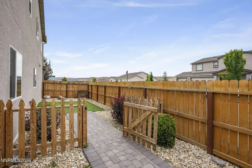 6419 Field Eagle, Sparks, Nevada 89436, 5 Bedrooms Bedrooms, ,3 BathroomsBathrooms,Residential,Residential,Field Eagle,0,260007745