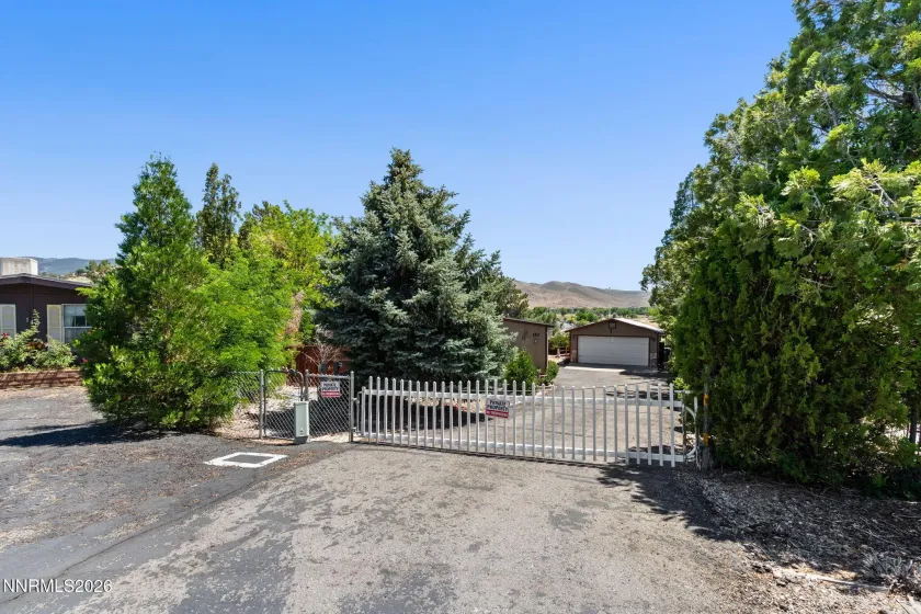 150 Chlorite, Reno, Nevada 89521, 4 Bedrooms Bedrooms, ,2 BathroomsBathrooms,Residential,Residential,Chlorite,0,260007748