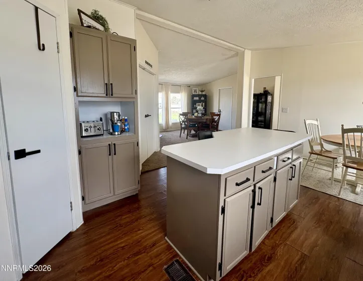 205 Wren, Winnemucca, Nevada 89445, 4 Bedrooms Bedrooms, ,3 BathroomsBathrooms,Residential,Residential,Wren,0,260007749