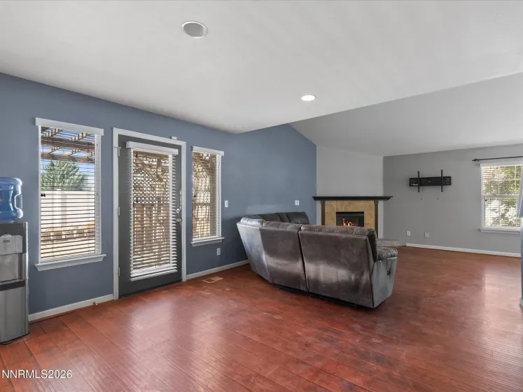 1358 White Bluffs, Fernley, Nevada 89408, 4 Bedrooms Bedrooms, ,3 BathroomsBathrooms,Residential,Residential,White Bluffs,0,260007751