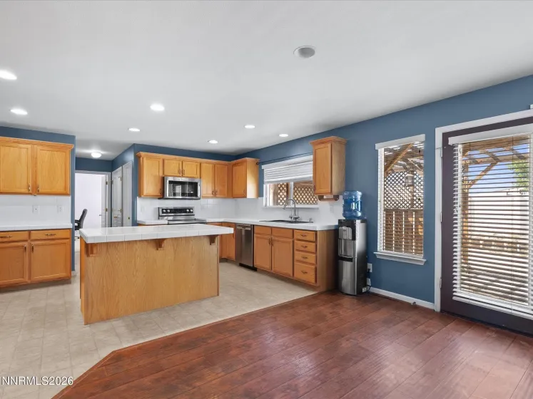 1358 White Bluffs, Fernley, Nevada 89408, 4 Bedrooms Bedrooms, ,3 BathroomsBathrooms,Residential,Residential,White Bluffs,0,260007751