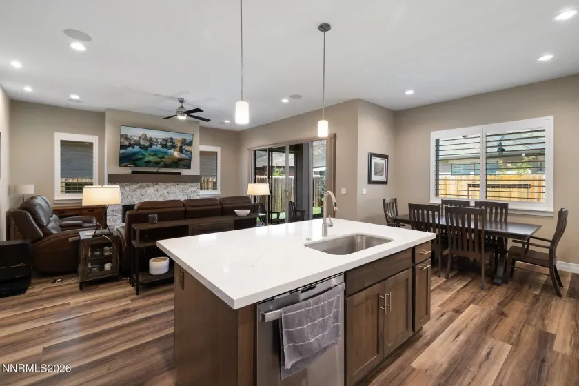 3182 Cambria, Carson City, Nevada 89703, 3 Bedrooms Bedrooms, ,3 BathroomsBathrooms,Residential,Residential,Cambria,0,260007755