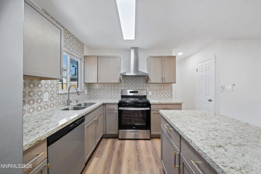 710 L, Sparks, Nevada 89431, 3 Bedrooms Bedrooms, ,1 BathroomBathrooms,Residential,Residential,L,0,260007756