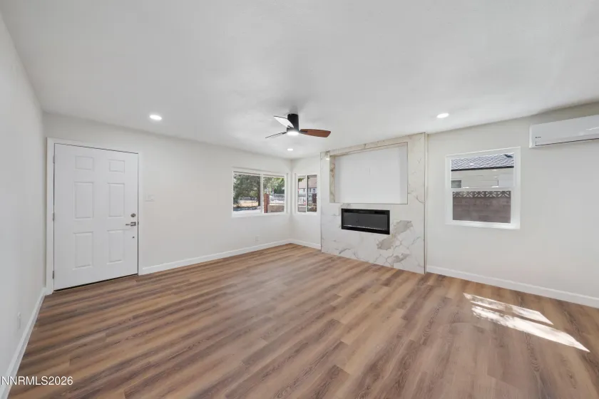 710 L, Sparks, Nevada 89431, 3 Bedrooms Bedrooms, ,1 BathroomBathrooms,Residential,Residential,L,0,260007756