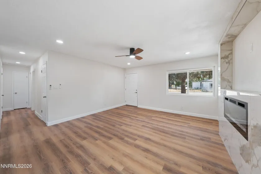 710 L, Sparks, Nevada 89431, 3 Bedrooms Bedrooms, ,1 BathroomBathrooms,Residential,Residential,L,0,260007756