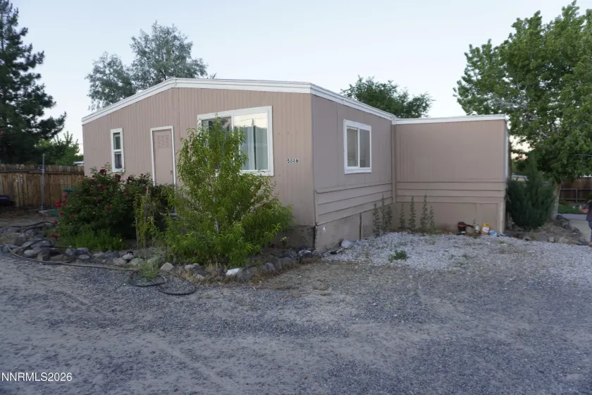 5886 Leon, Sun Valley, Nevada 89433, 3 Bedrooms Bedrooms, ,2 BathroomsBathrooms,Residential,Residential,Leon,0,260007789