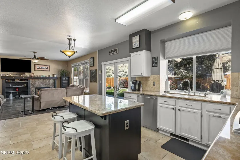 1720 Crestside, Sparks, Nevada 89436, 5 Bedrooms Bedrooms, ,3 BathroomsBathrooms,Residential,Residential,Crestside,0,260007799