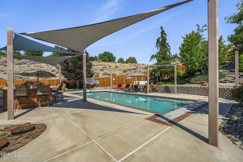 1720 Crestside, Sparks, Nevada 89436, 5 Bedrooms Bedrooms, ,3 BathroomsBathrooms,Residential,Residential,Crestside,0,260007799