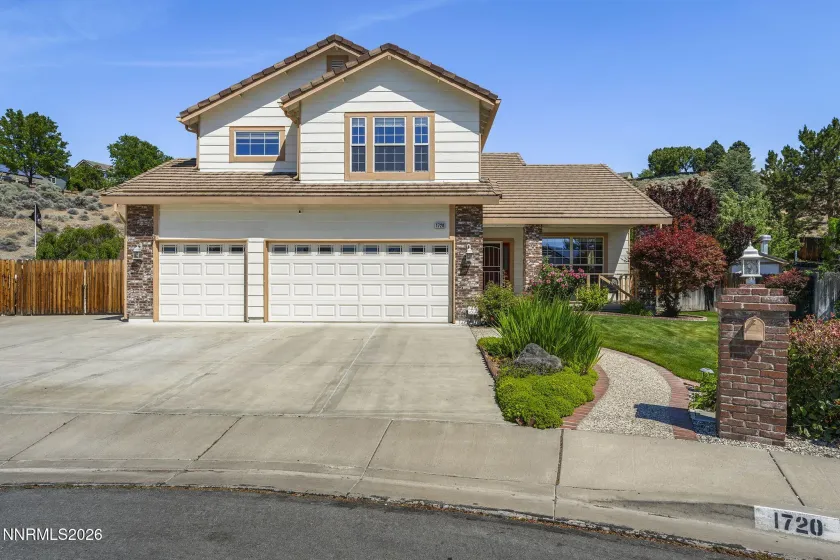 1720 Crestside, Sparks, Nevada 89436, 5 Bedrooms Bedrooms, ,3 BathroomsBathrooms,Residential,Residential,Crestside,0,260007799