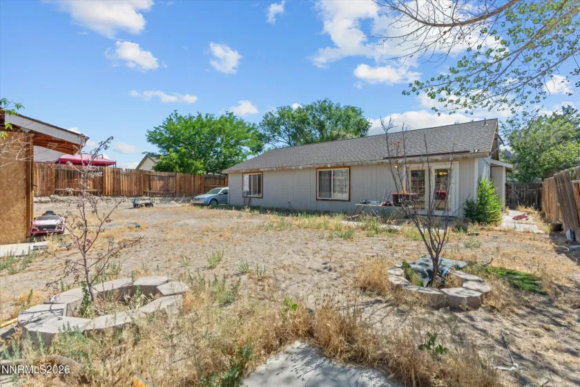 161 Rosecrest, Fernley, Nevada 89408, 3 Bedrooms Bedrooms, ,2 BathroomsBathrooms,Residential,Residential,Rosecrest,0,260007801