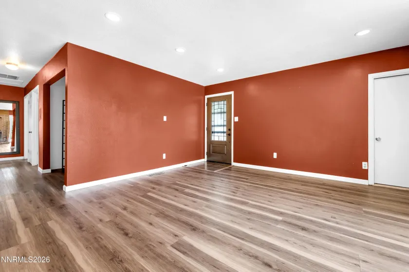 7740 Yorkshire, Reno, Nevada 89506, 4 Bedrooms Bedrooms, ,2 BathroomsBathrooms,Residential,Residential,Yorkshire,0,260007802