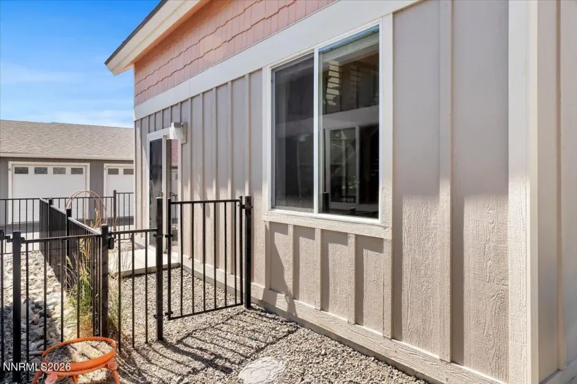 885 Ryland, Reno, Nevada 89502, 2 Bedrooms Bedrooms, ,1 BathroomBathrooms,Residential,Residential,Ryland,0,260007805