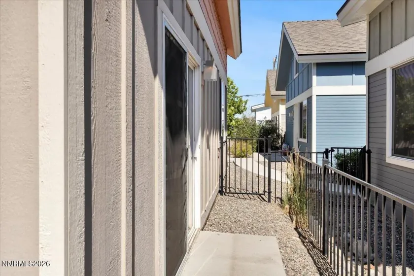 885 Ryland, Reno, Nevada 89502, 2 Bedrooms Bedrooms, ,1 BathroomBathrooms,Residential,Residential,Ryland,0,260007805