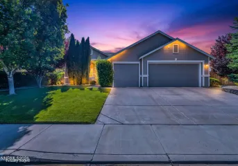 7916 Del Fuego, Sparks, Nevada 89436, 3 Bedrooms Bedrooms, ,2 BathroomsBathrooms,Residential,Residential,Del Fuego,0,260007808